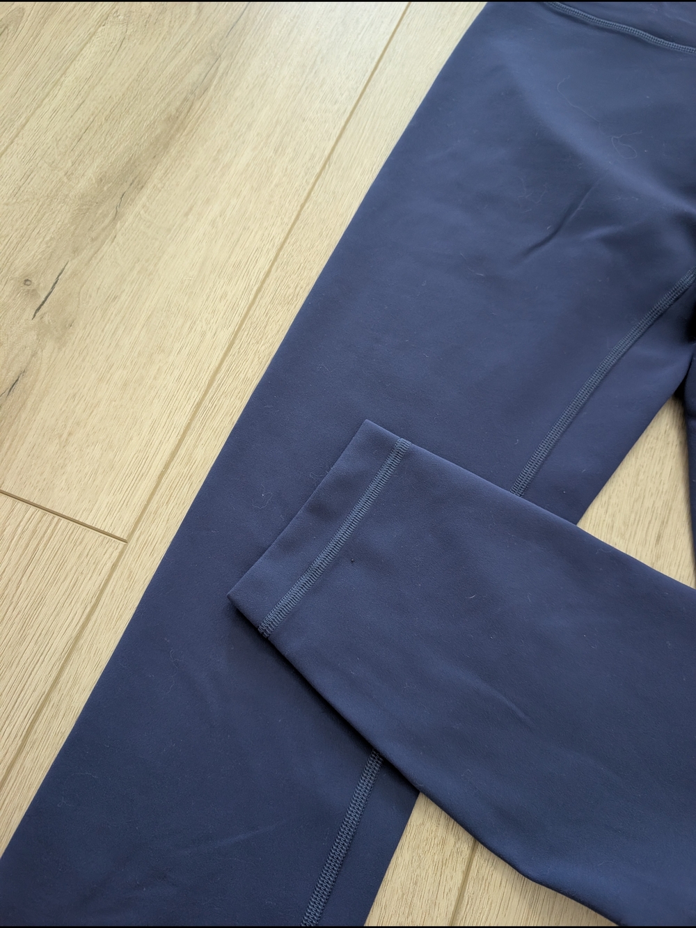 lululemon Winder Under 25" Leggings | Night Sea Color | Size 8 - Picture 4 of 11
